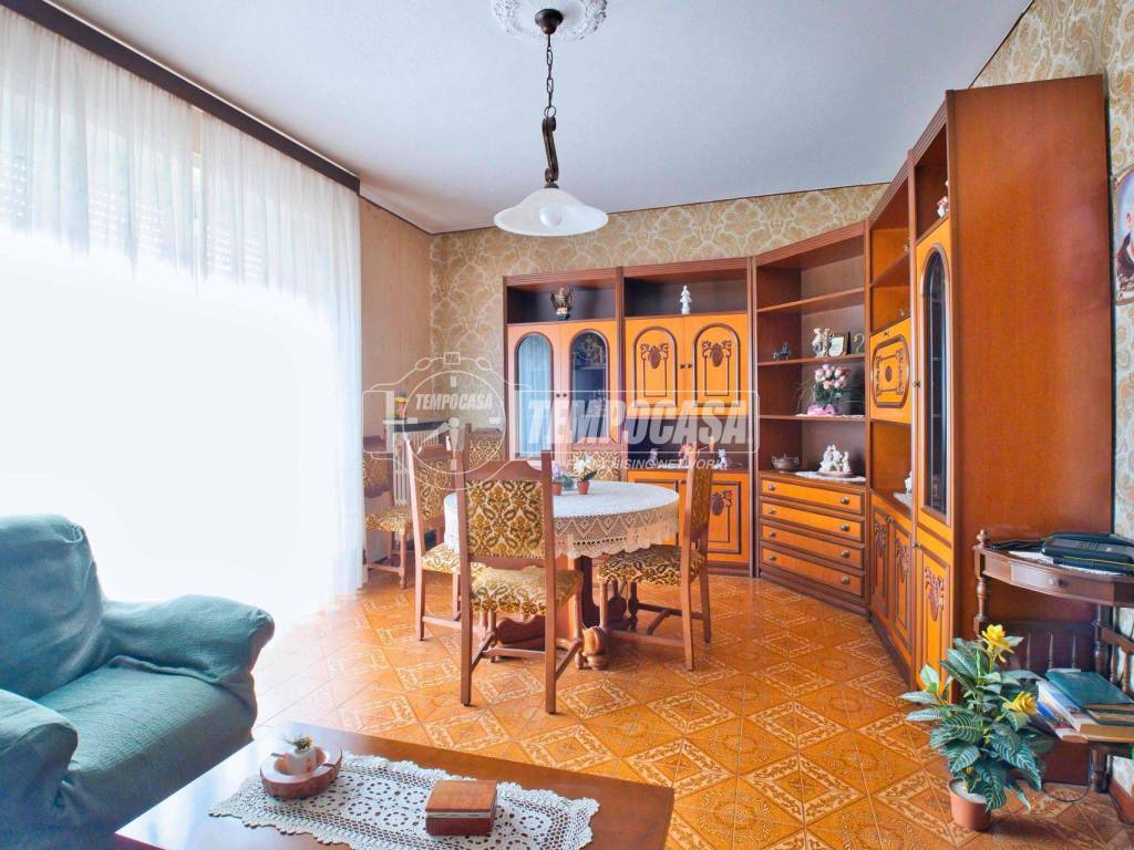 Appartamento a Cameri in Strada Privata dei Giardini - Foto 3