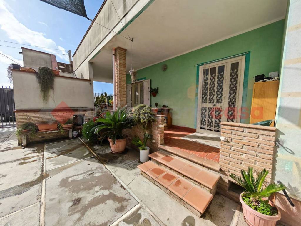 Casa indipendente a Mondragone in via bovio , snc - Foto 4