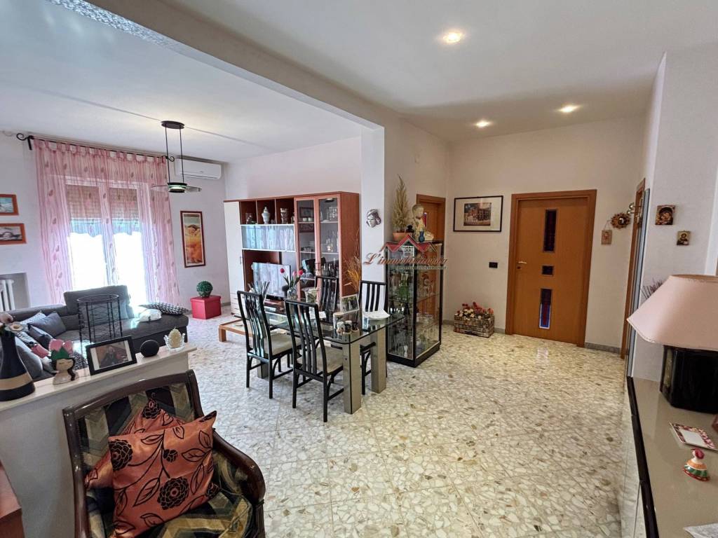 Appartamento a Modugno in Via Roma - Foto 2