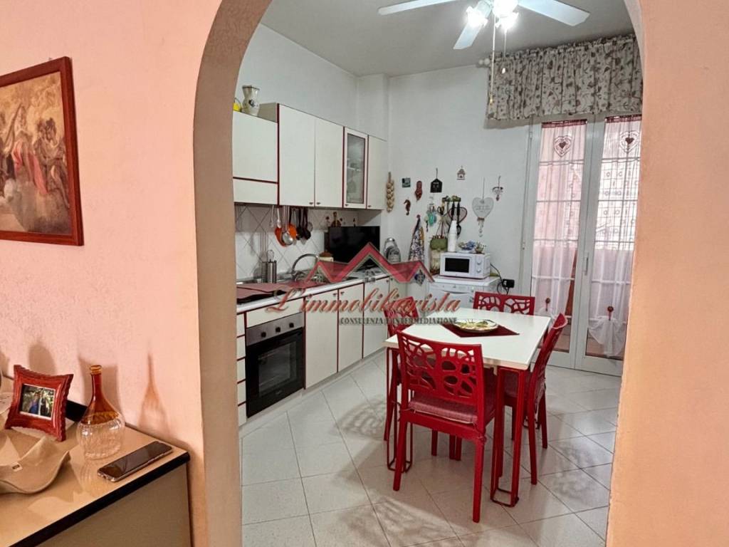 Appartamento a Modugno in Via Roma - Foto 5