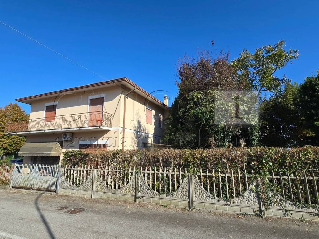 Villa a Castegnero in via Veneto, 52 - Foto 2