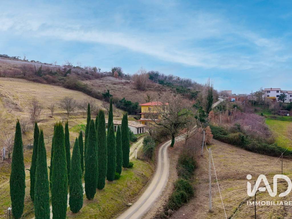Rustico / casale a Valfabbrica in Via Ca' Gennaro, 13 - Foto 2