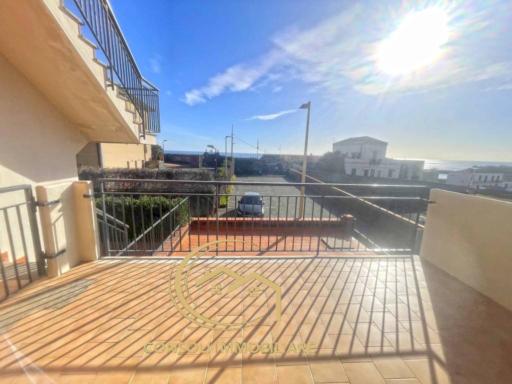 Appartamento a Acireale in Via Altarellazzo - Foto 2