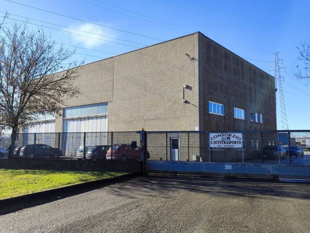 Immobile a Asti in Via del Lavoro, 118/120 - Foto 2