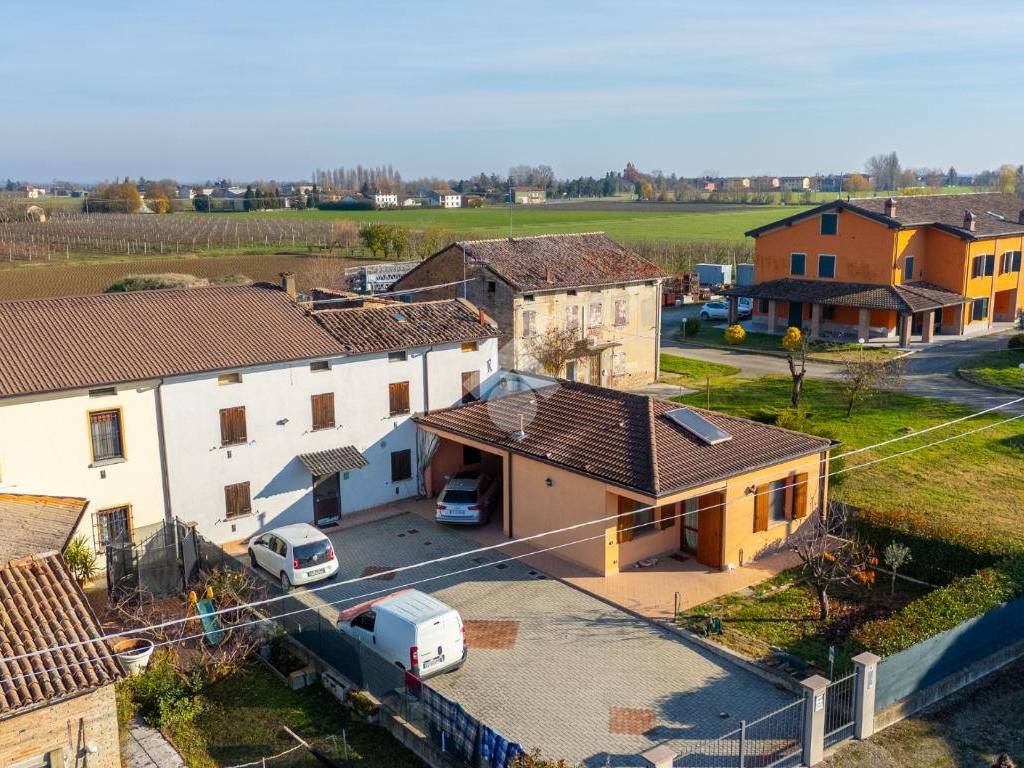 Casa indipendente a Poviglio in Via Gruara, 16 - Foto 2