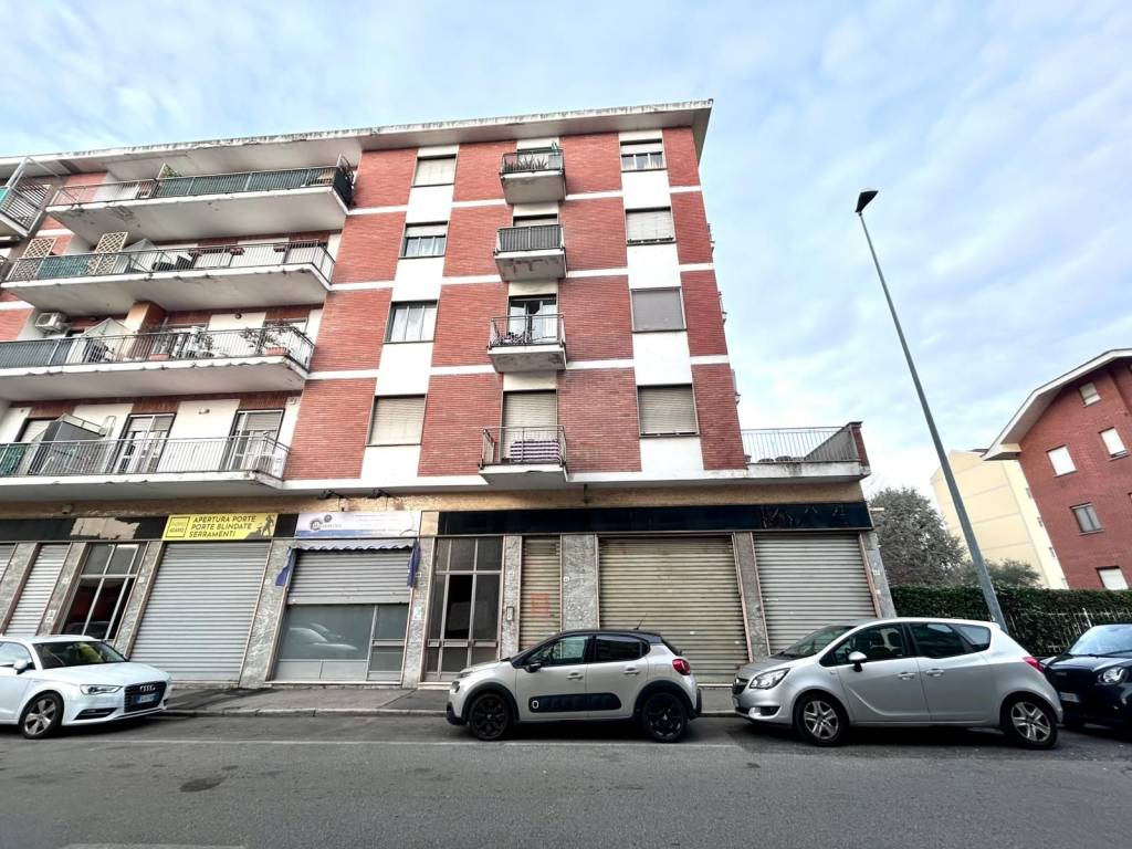 Appartamento a Grugliasco in Via Tripoli, 46 - Foto 2