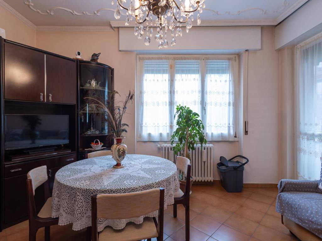 Appartamento a Baranzate in Via Pietro Calvi, 3 - Foto 4
