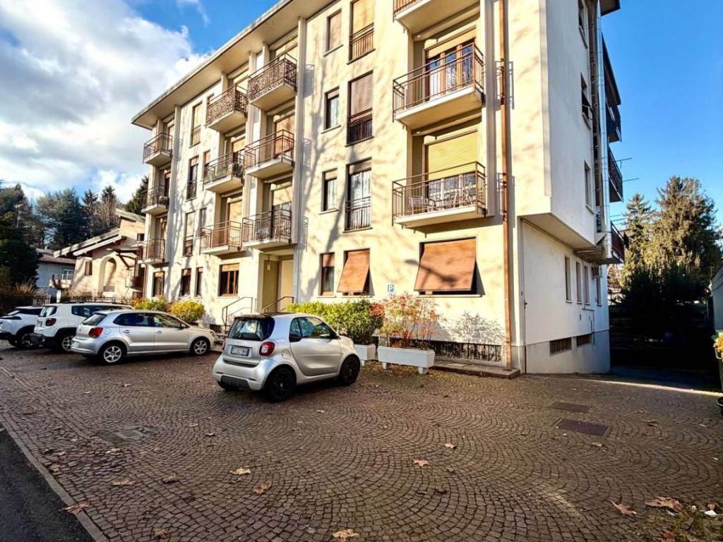 Appartamento a Olgiate comasco in Via Benvenuto Cellini, 11 - Foto 2