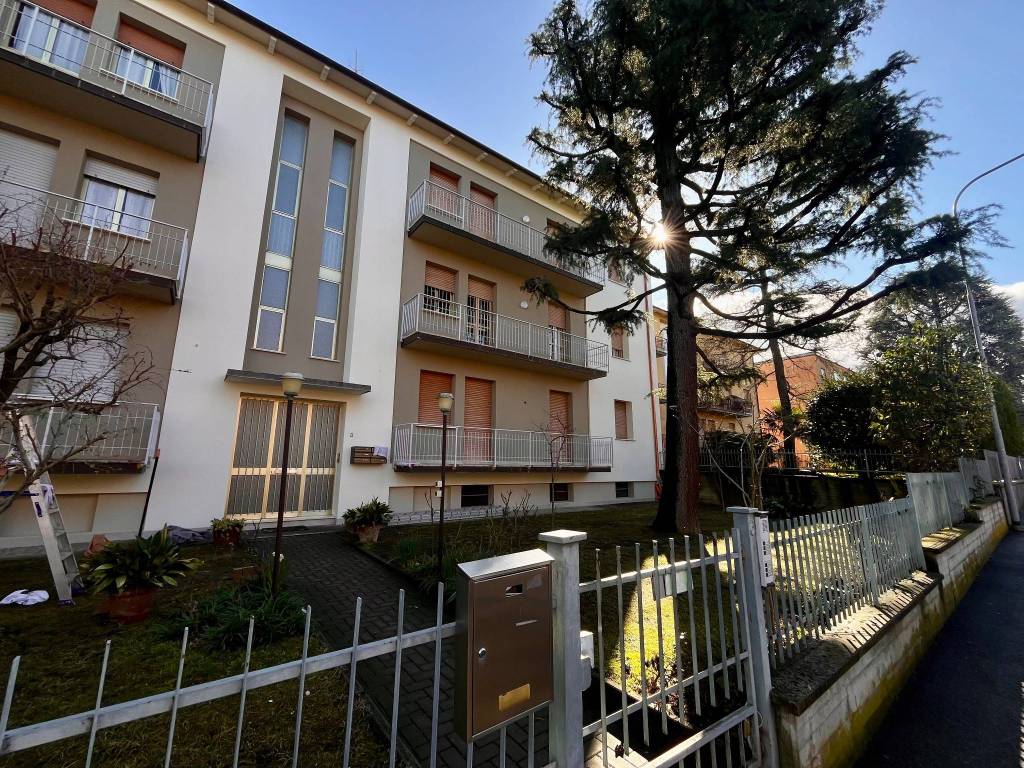 Appartamento a Castel san pietro terme in Via Antonio Pacinotti - Foto 2