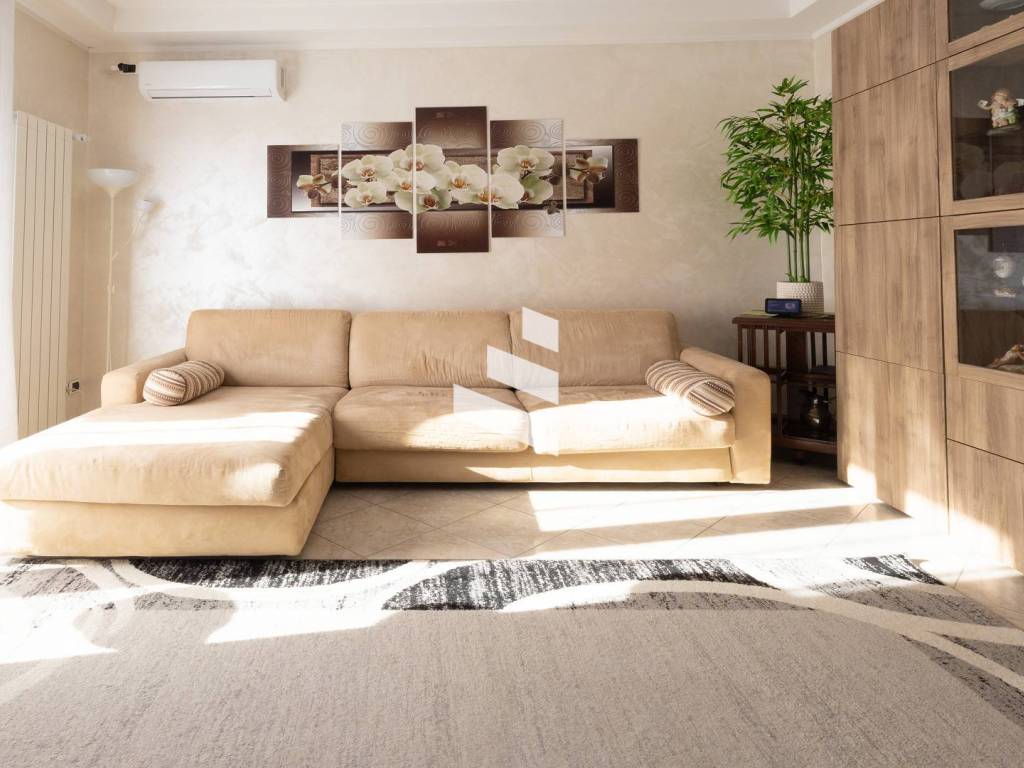 Appartamento a Pomezia in Via Ovidio - Foto 3