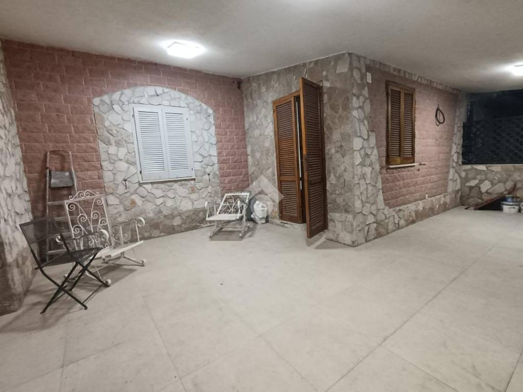 Villetta a schiera a Cassano delle murge in Zona Lagogemolo - Foto 3