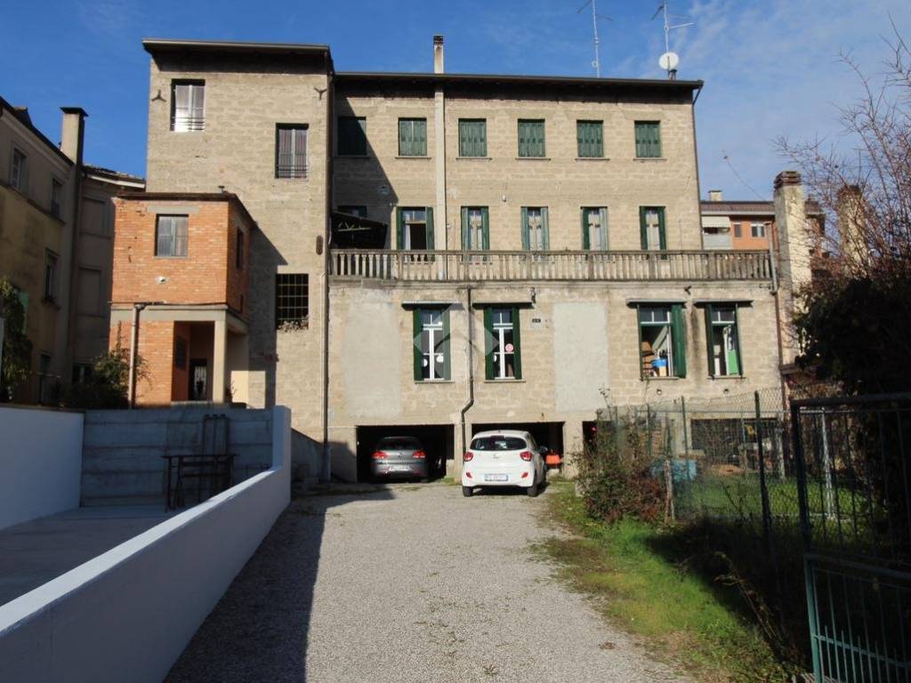 Appartamento a Latisana in Viale Della Stazione, 106 - Foto 3