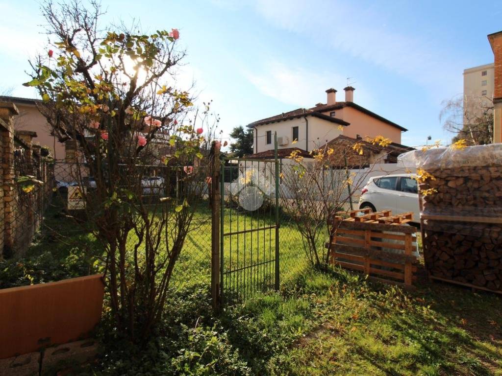 Appartamento a Latisana in Viale Della Stazione, 106 - Foto 5