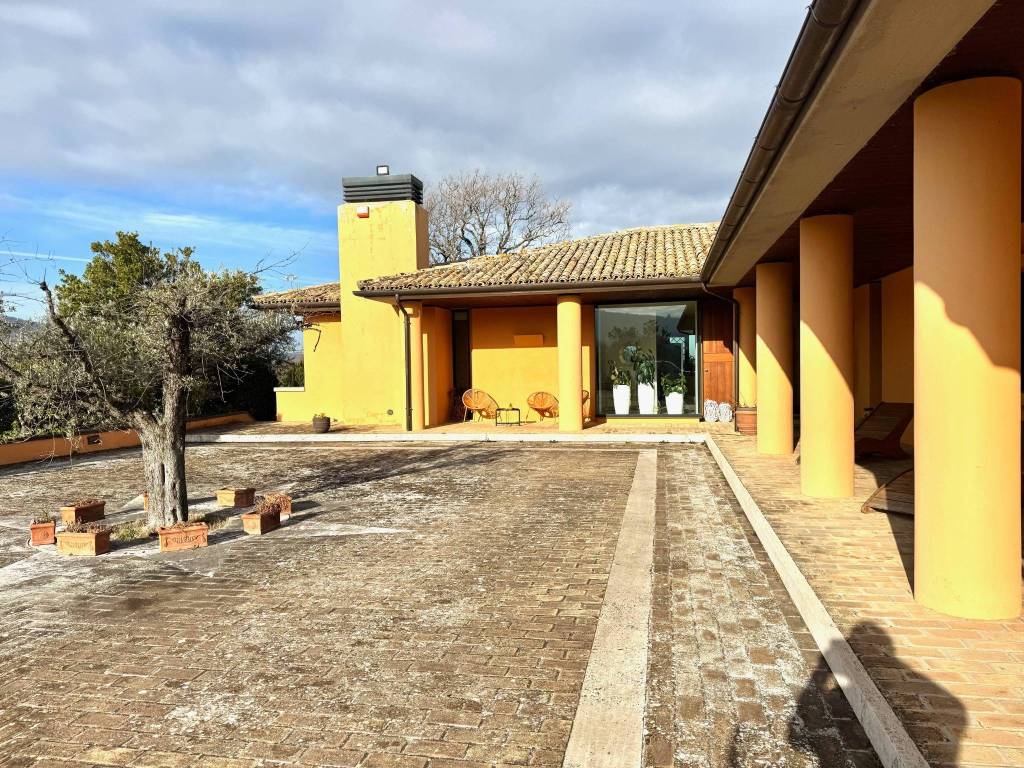 Villa a Giano dell'umbria in Strada Provinciale di Giano - Foto 2