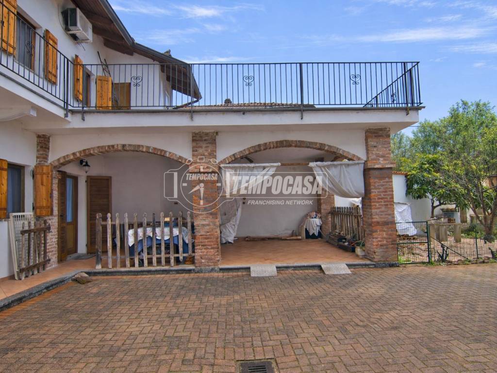 Casa indipendente a Albano vercellese in Via Camillo Benso di Cavour, 7 - Foto 2