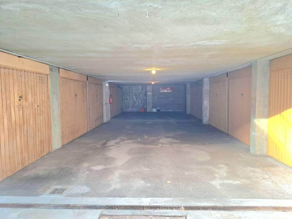 Box / garage a Saint-vincent in Via Trento, 24 - Foto 2