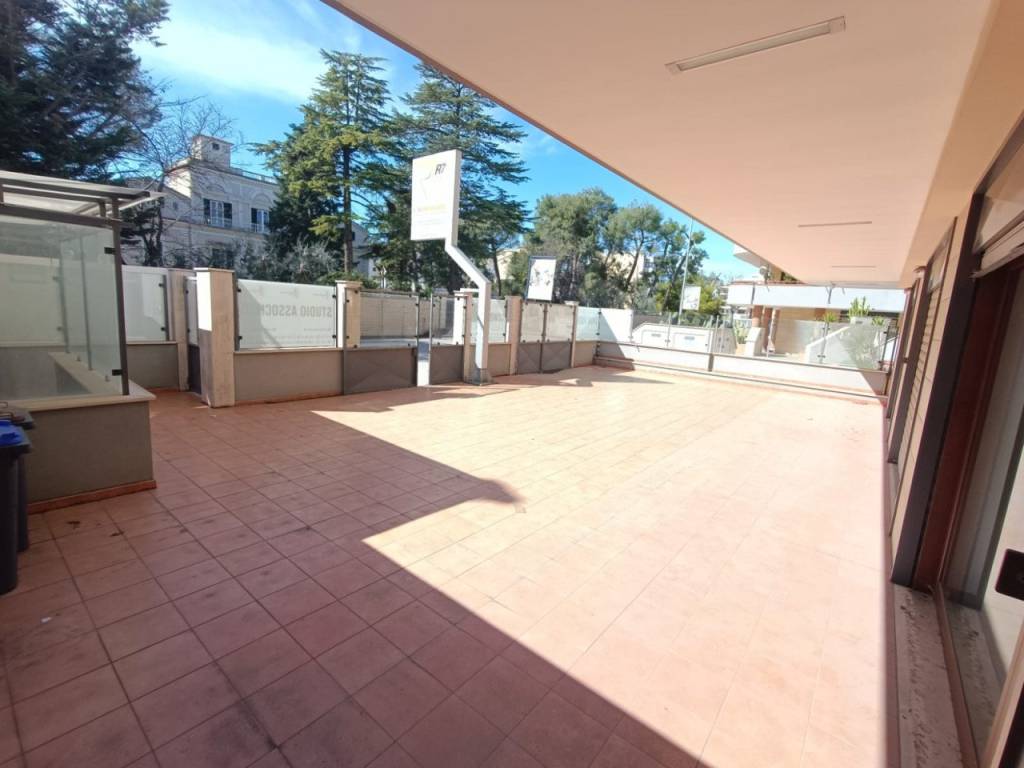 Immobile a Andria in VIA CORATO, 202 - Foto 2