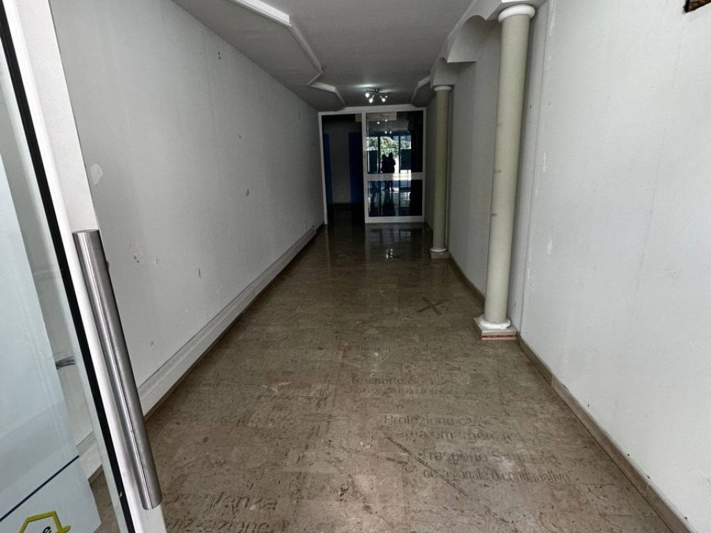 Immobile a Andria in VIALE ISTRIA, 16 - Foto 2