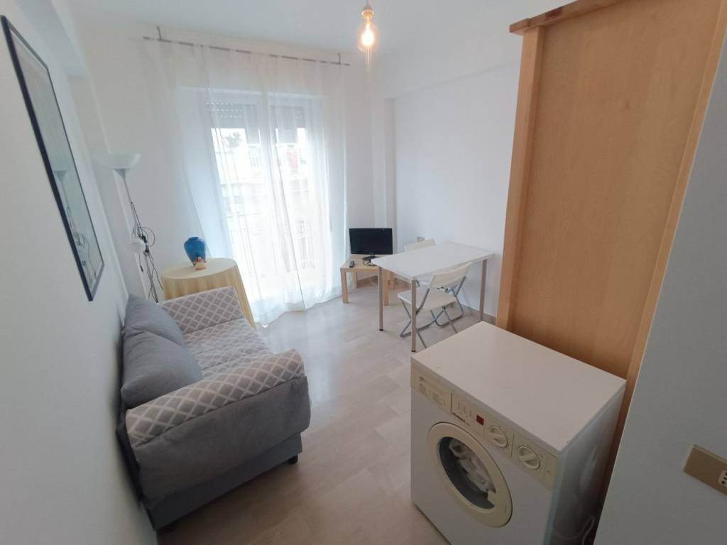 Appartamento a Andria in Via Duca degli Abruzzi - Foto 4