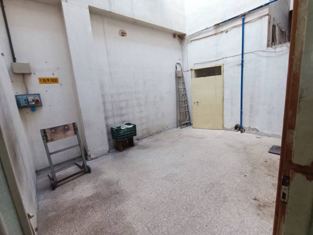 Box / garage a Andria in Via Giulio Natta, 27 - Foto 5