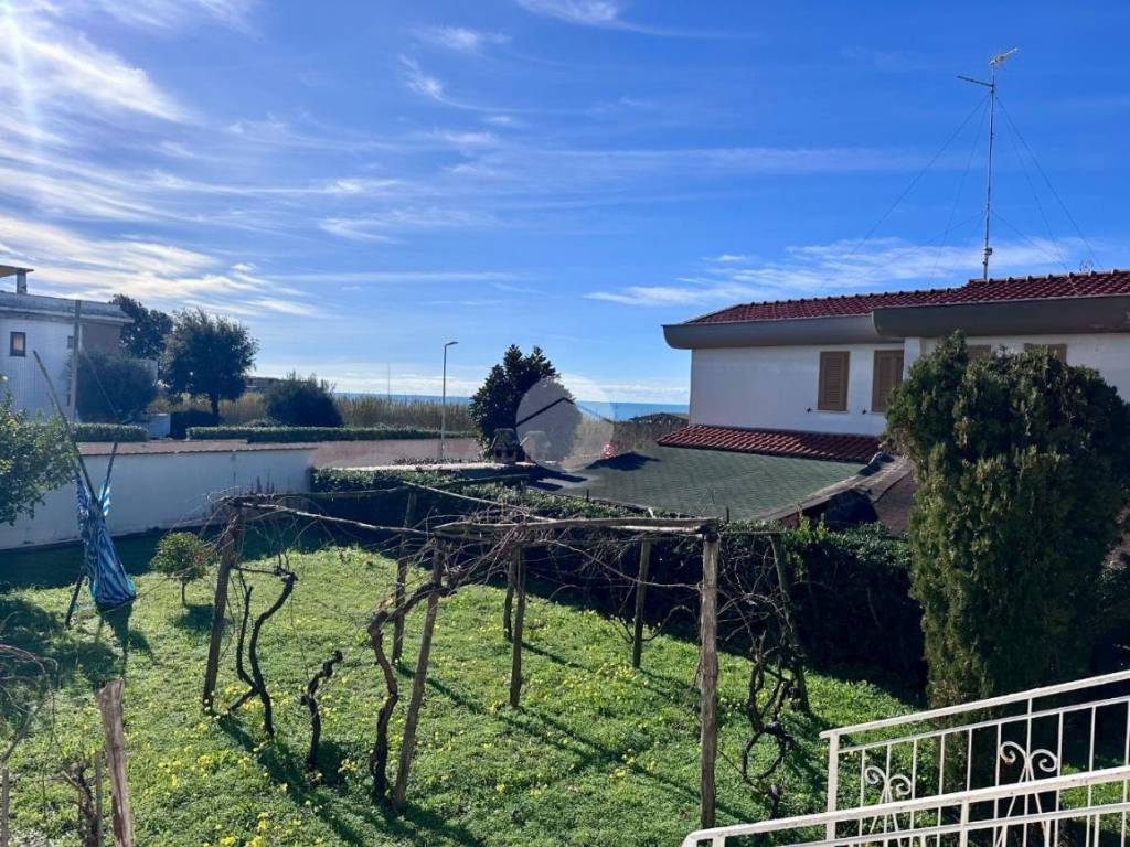 Villa a Anzio in Via odino, 3 - Foto 5