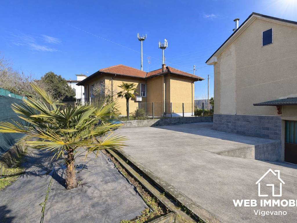 Villa a Vigevano in Via Binasco - Foto 2