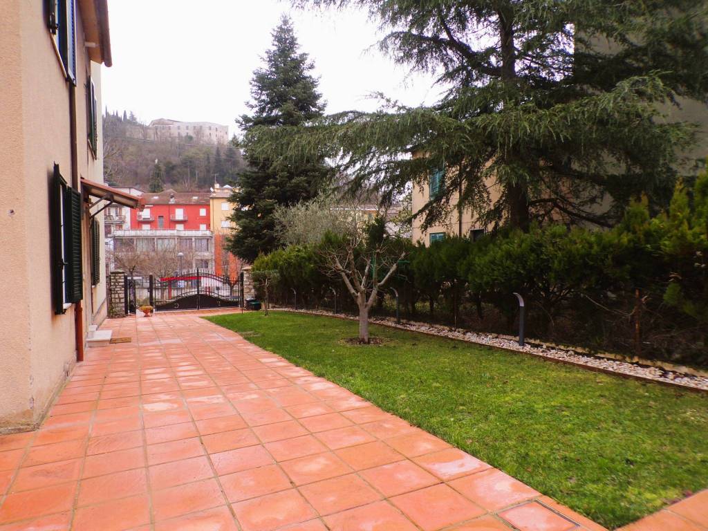 Villa a Sassoferrato in Via Donato Bramante, 3 - Foto 2