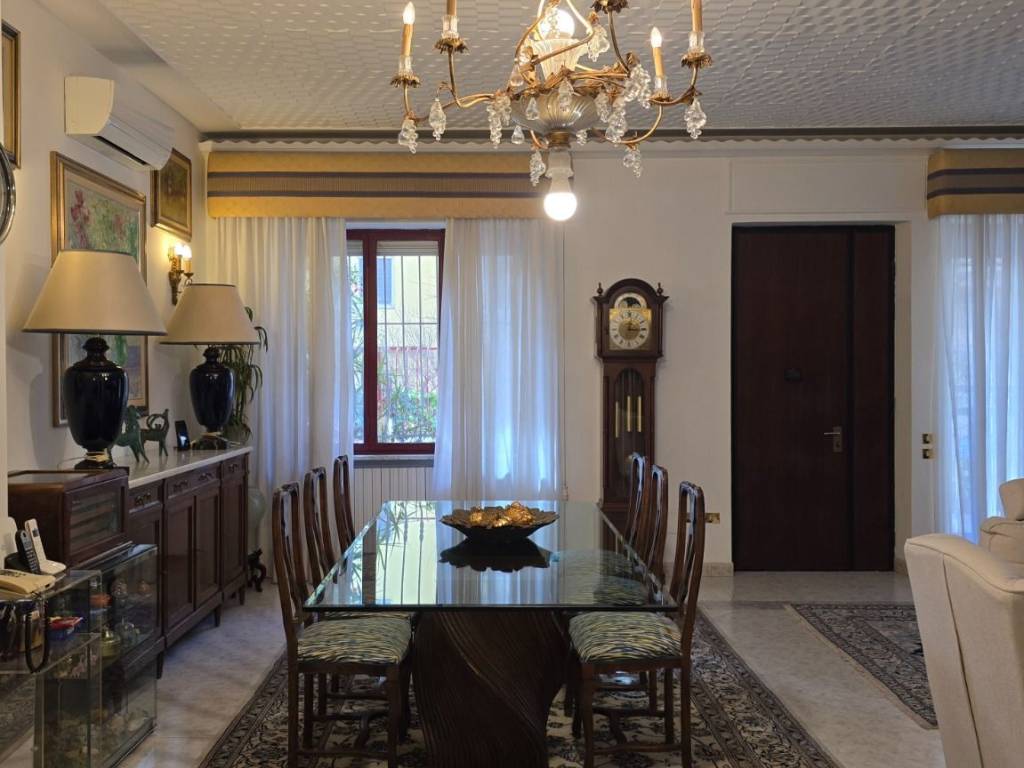 Appartamento a Cagliari in Via Niccolò Tommaseo - Foto 2