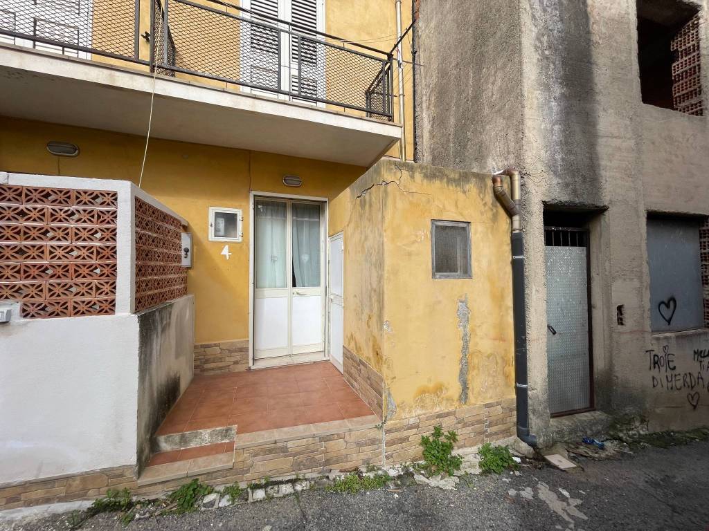 Casa indipendente a Messina in Via Dottore Raimondi - Foto 3