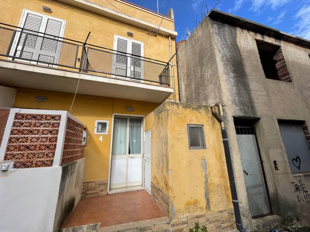 Casa indipendente a Messina in Via Dottore Raimondi - Foto 5