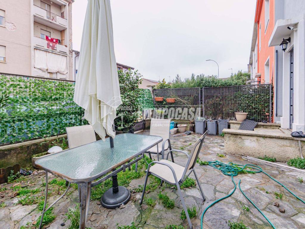 Casa indipendente a Vigevano in Via C. Cantù 21 - Foto 2