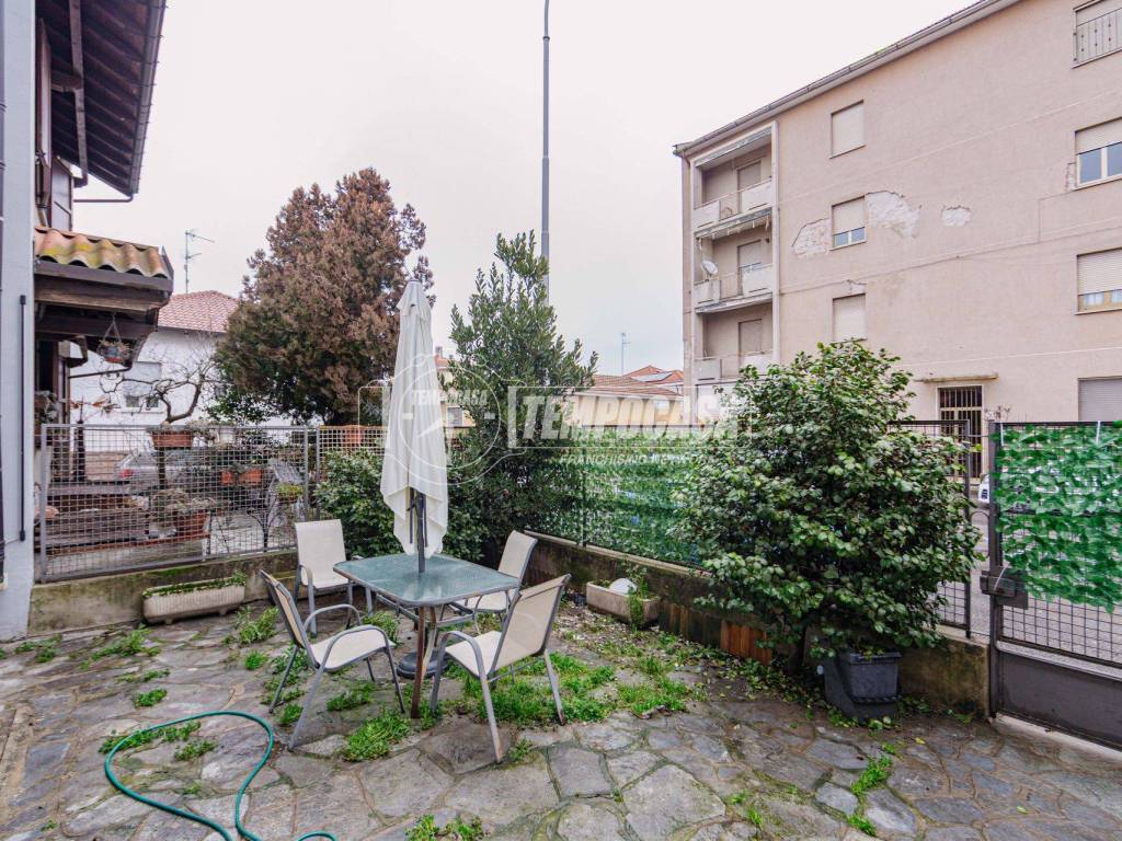 Casa indipendente a Vigevano in Via C. Cantù 21 - Foto 3
