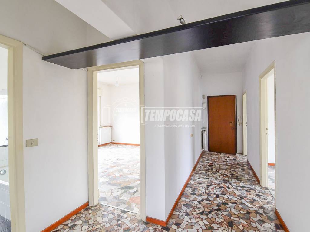 Appartamento a Lipomo in Via E. Cantaluppi 285 - Foto 3