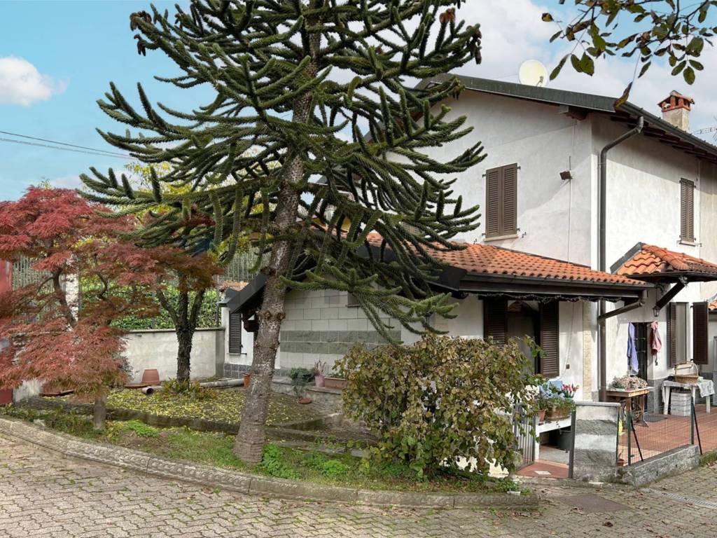 Casa indipendente a Induno olona in Via Bevera, 3 - Foto 3