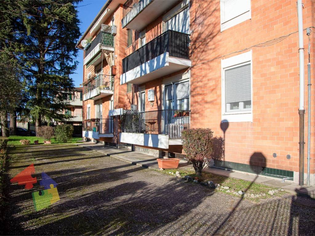 Appartamento a Motta visconti in Via Antonio Gramsci, 30 - Foto 2
