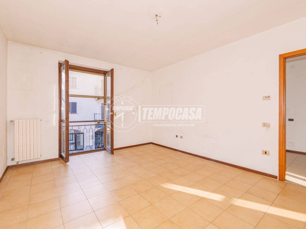 Appartamento a Mortara in Corso Camillo Benso Cavour 75 - Foto 2