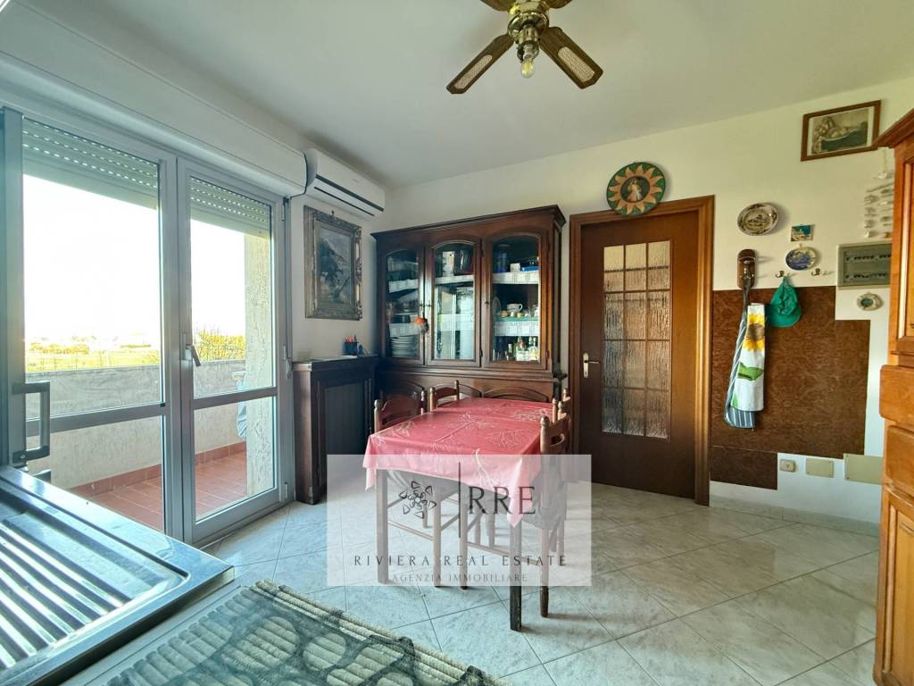 Appartamento a Albenga in via Valle d' Aosta - Foto 5
