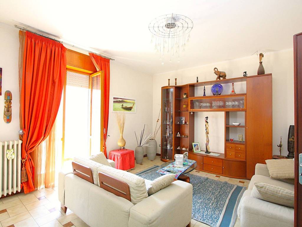 Appartamento a Casarano in Via Liguria - Foto 3