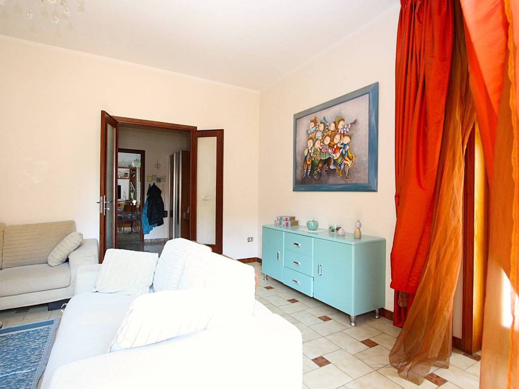Appartamento a Casarano in Via Liguria - Foto 5