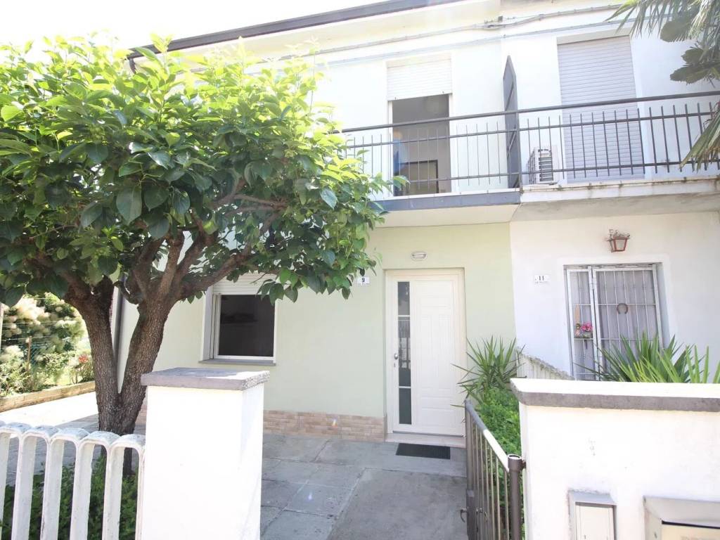 Villa a Bagnacavallo in Via Milano, 9 - Foto 2