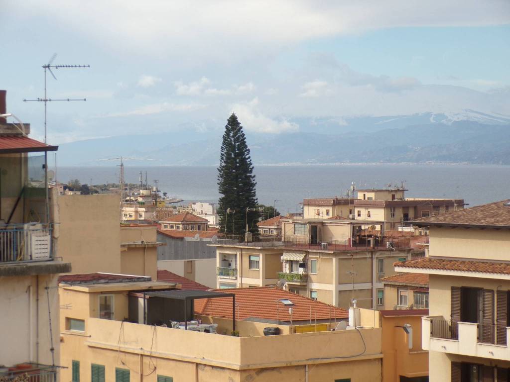 Appartamento a Reggio calabria in Via Francesco Baracca, 8 - Foto 3