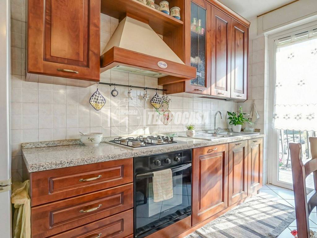 Appartamento a Castelletto sopra ticino in Via XXV Aprile - Foto 3