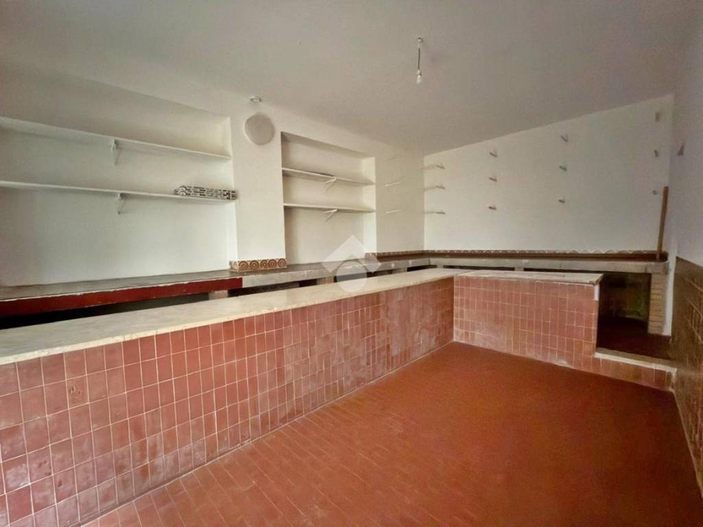 Appartamento a Sigillo in MAGAZZINO VIA BORGHESI - Foto 4