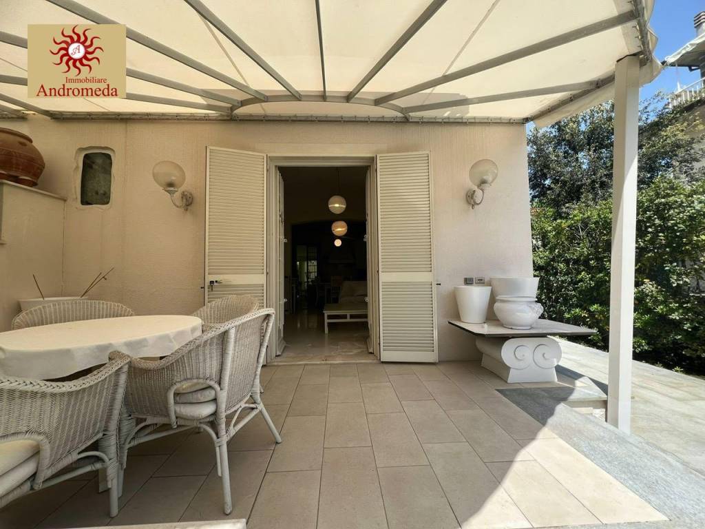 Villa a Forte dei marmi in Piazza Guglielmo Marconi - Foto 3