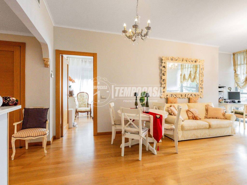 Appartamento a Fiumicino in Piazza Generale Carlo Alberto dalla Chiesa 41/E - Foto 3