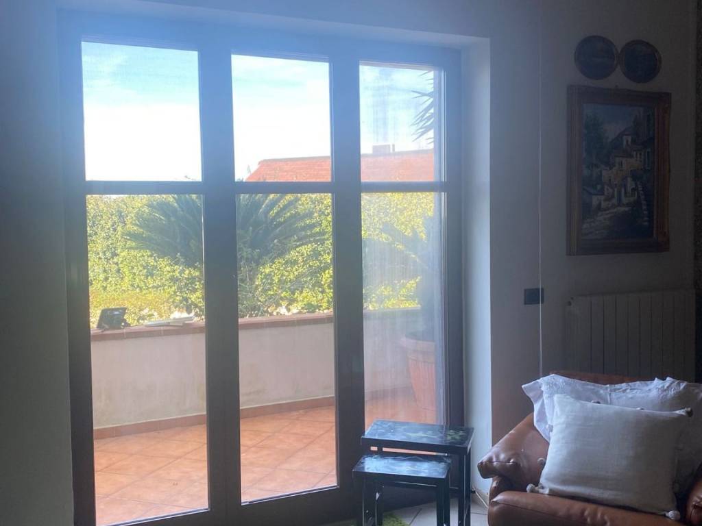 Villa a Pozzuoli in Via Privata Monterusso - Foto 2