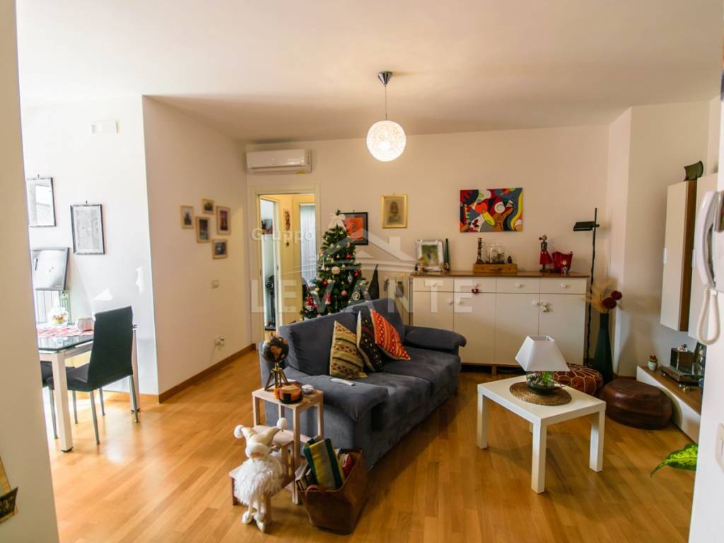 Appartamento a Foggia in Via della Repubblica, 25 - Foto 2