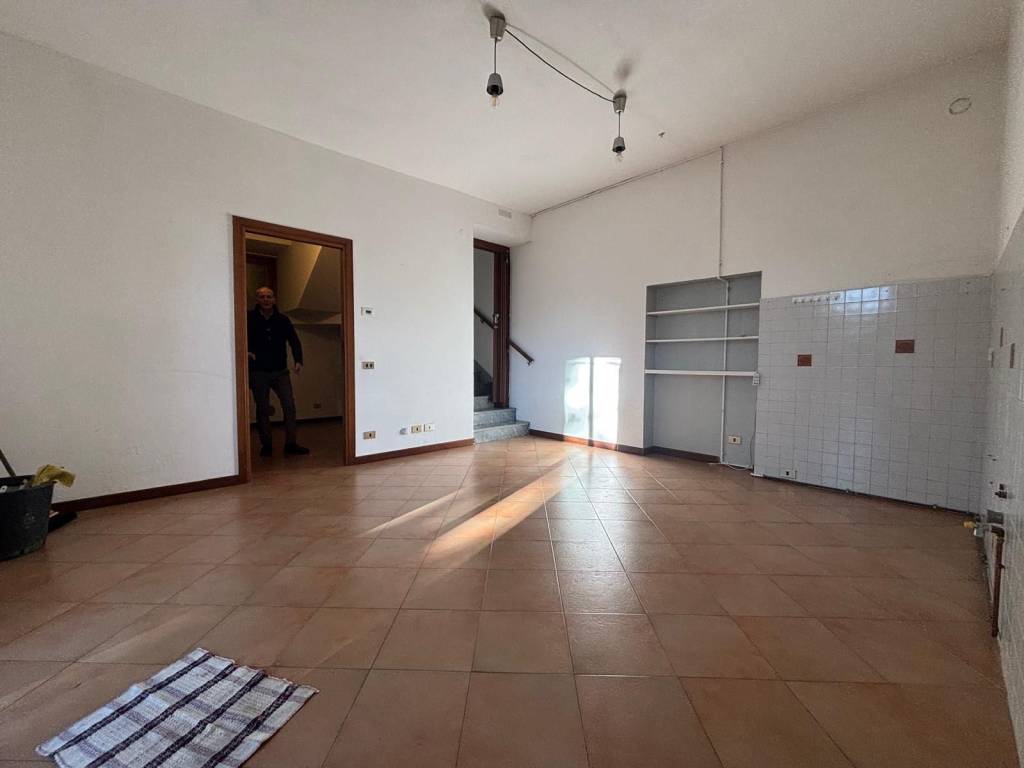 Villa a Giussano in Viale Piave Silvio Pellico - Foto 5