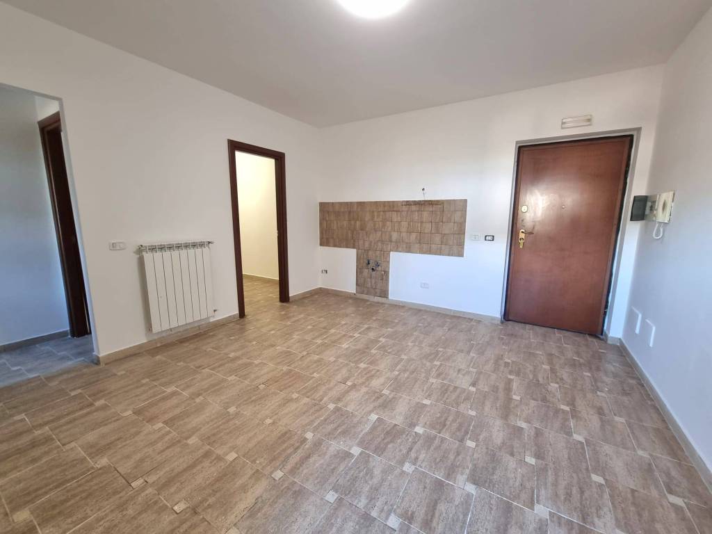 Appartamento a Nettuno in Via Lago Maggiore - Foto 4