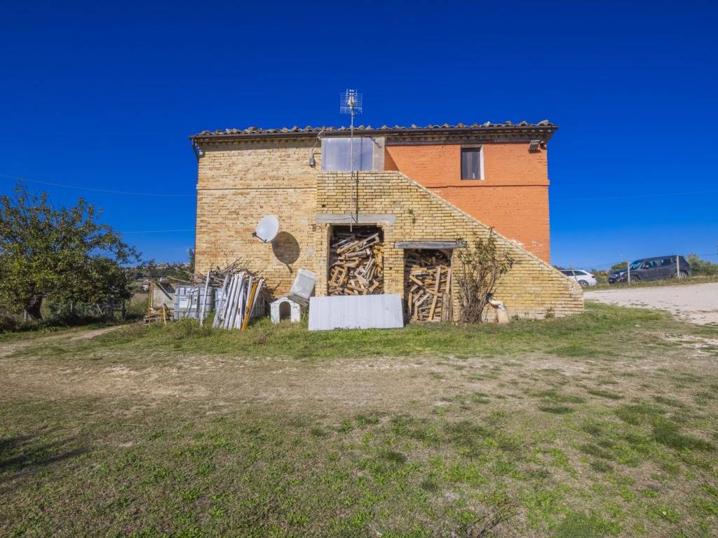 Rustico / casale a Corridonia in Contrada Massaccio - Foto 2